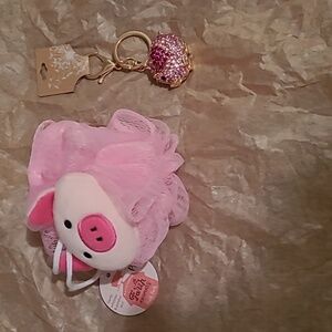 Piggy Love, pouf and keychain